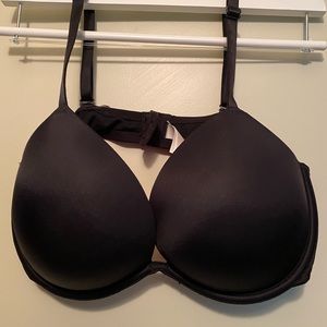 Pink by Victoria Secrets wear everywhere super push up bra black 38C